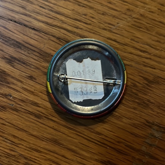 Vintage Workds of Fun Amusement Park pin Button Pin back - Picture 4 of 6